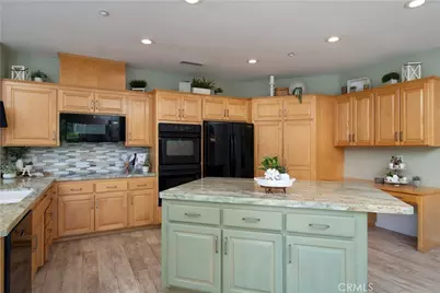 10118 Boulder Knolls Drive, Escondido, CA 92026 - Photo 11