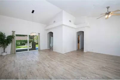 10118 Boulder Knolls Drive, Escondido, CA 92026 - Photo 5