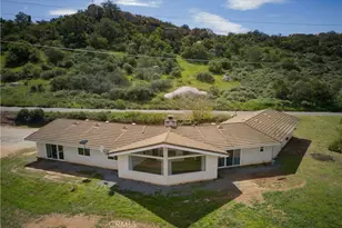 12548 Country Rd, Valley Center, CA 92082 - Photo 27