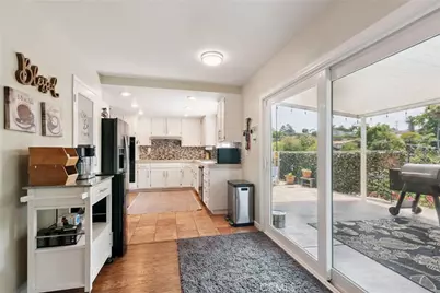 1355 Knoll Drive, Oceanside, CA 92054 - Photo 15