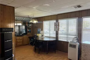 718 Sycamore Ave, Vista, CA 92083 - Photo 9