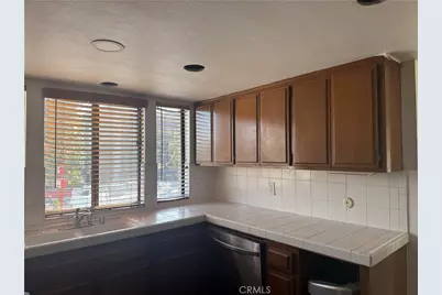 437 E E Palm Ave # 201, Burbank, CA 91501 - Photo 13