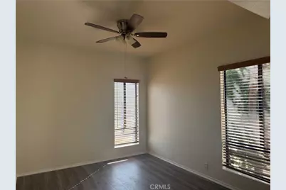 437 E E Palm Ave # 201, Burbank, CA 91501 - Photo 17