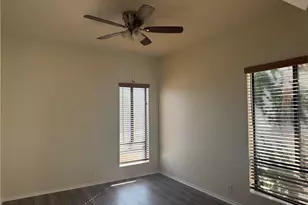 437 E E Palm Ave # 201, Burbank, CA 91501 - Photo 17