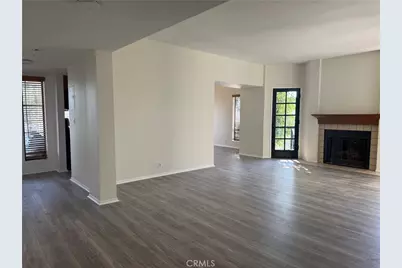 437 E E Palm Ave # 201, Burbank, CA 91501 - Photo 9
