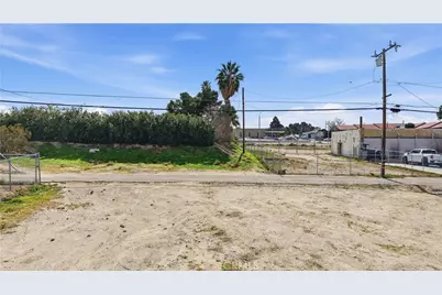 212 E Fredricks Street, Barstow, CA 92311 - Photo 3