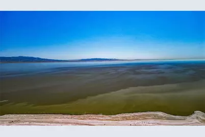 2711 Twin Lakes Avenue, Thermal, CA 92274 - Photo 19