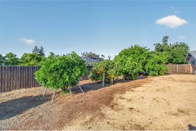 5325 N Greenwood Drive, Clovis, CA 93619 - Photo 39