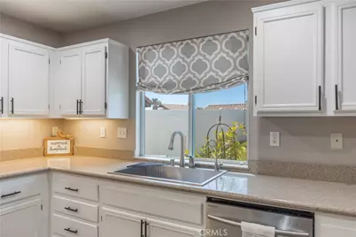 25091 Wooden Gate, Menifee, CA 92584 - Photo 9