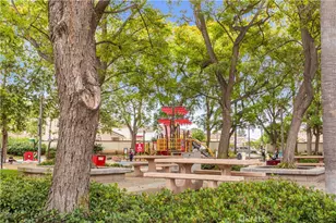 2462 Via Corella, Tustin, CA 92782 - Photo 33