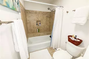 910 N Pacific, Oceanside, CA 92054 - Photo 43