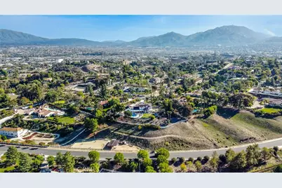 31150 Mariposa Place, Temecula, CA 92592 - Photo 53