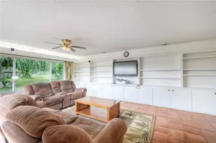 316 W Kalmia, Fallbrook, CA 92028 - Photo 5