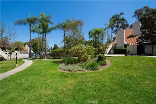 333 N Melrose Dr, Vista, CA 92083 - Photo 25