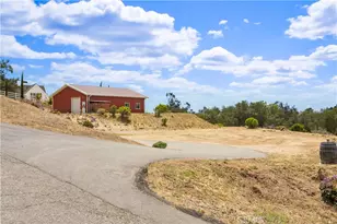 1104 Sierra Bonita, Fallbrook, CA 92028 - Photo 35