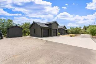 1104 Sierra Bonita, Fallbrook, CA 92028 - Photo 3