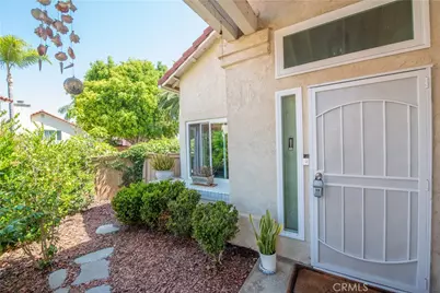 2654 Seacrest Court, Vista, CA 92081 - Photo 3