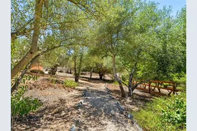 2248 Mil Sorpresas, Fallbrook, CA 92028 - Photo 59