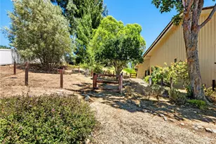 2248 Mil Sorpresas, Fallbrook, CA 92028 - Photo 57