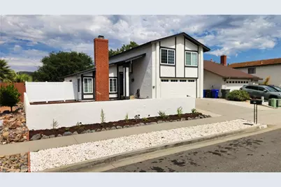 1810 Manzanita Court, Vista, CA 92083 - Photo 3