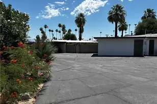 45410 Sunset Ln, Palm Desert, CA 92260 - Photo 15