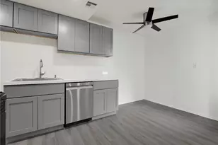 9038 Orion Ave, North Hills, CA 91343 - Photo 3