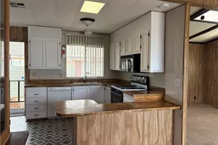 227 Bluebird Ln, Oceanside, CA 92057 - Photo 7