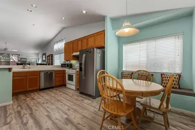 4933 Lake Shore Court, Fallbrook, CA 92028 - Photo 9