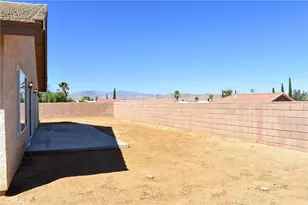 58370 Mountain View, Yucca Valley, CA 92284 - Photo 27