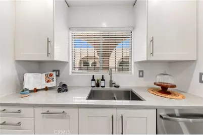 2530 Clairemont Drive #301, San Diego, CA 92117 - Photo 13