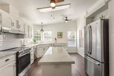 38260 Via Alegre, Murrieta, CA 92563 - Photo 11