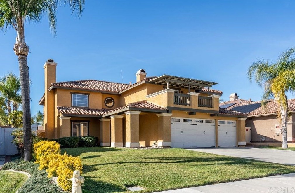 24525 Avenida Arconte, Murrieta CA  92562-3835 exterior