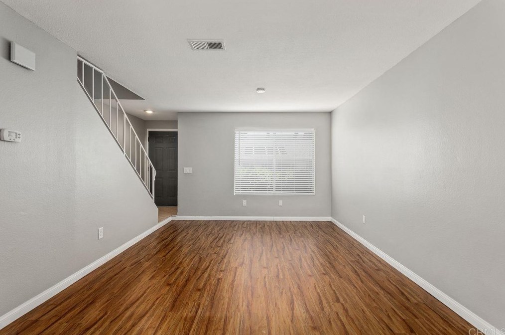 3436 Thunder Dr, Oceanside, CA 92056