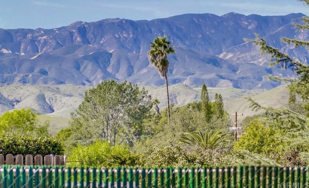 739 Iowa St, Fallbrook CA  92028-1509 exterior