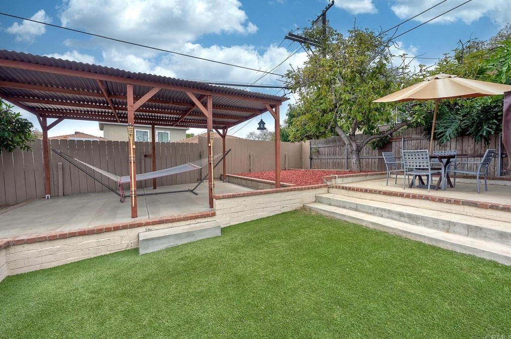 8845 Greenview Pl, Spring Valley CA  91977-1018 exterior