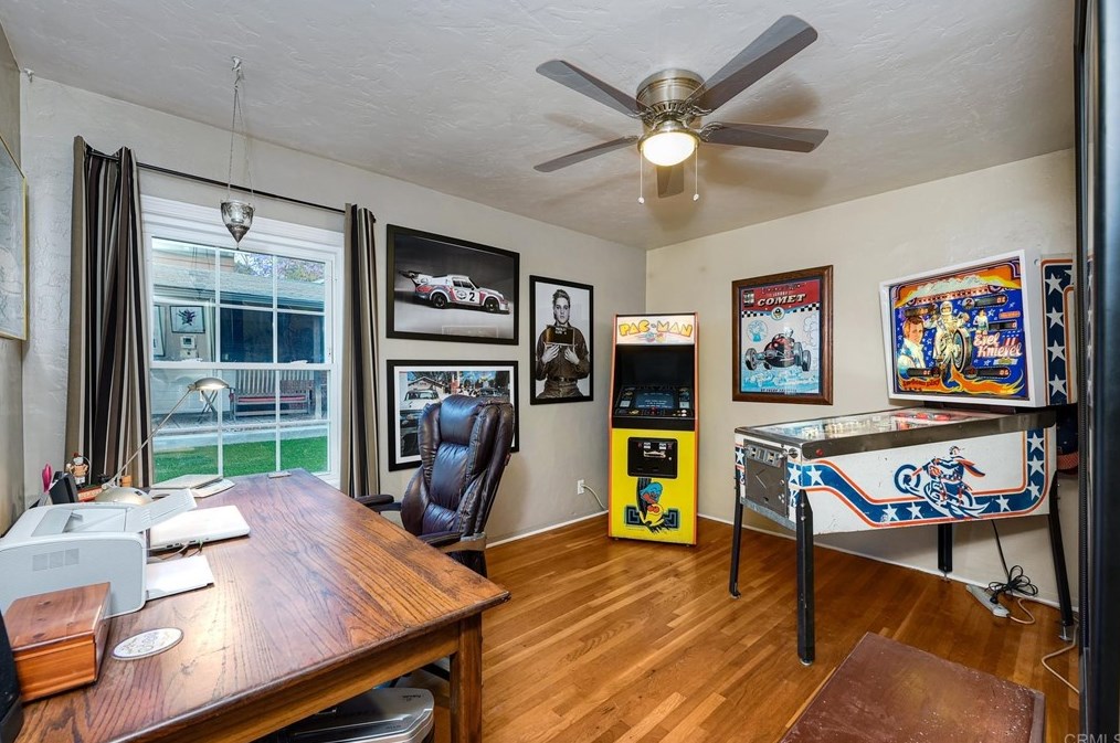8845 Greenview Pl, Spring Valley CA  91977-1018 exterior