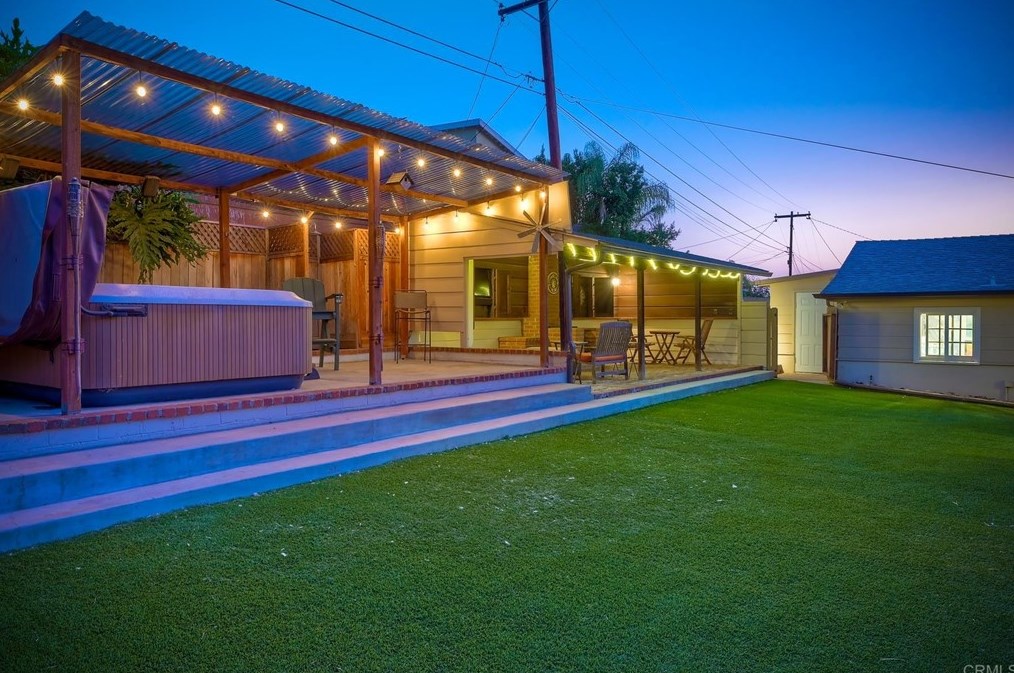 8845 Greenview Pl, Spring Valley CA  91977-1018 exterior