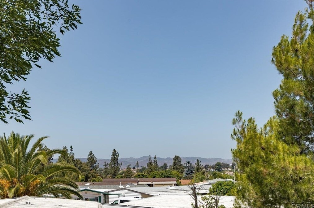 29013 Via Playa Del Rey, Murrieta CA  92563-6607 exterior