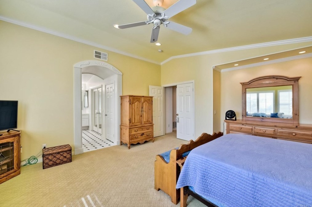 1118 Pacifica Ave, Chula Vista CA  91913-1550 exterior