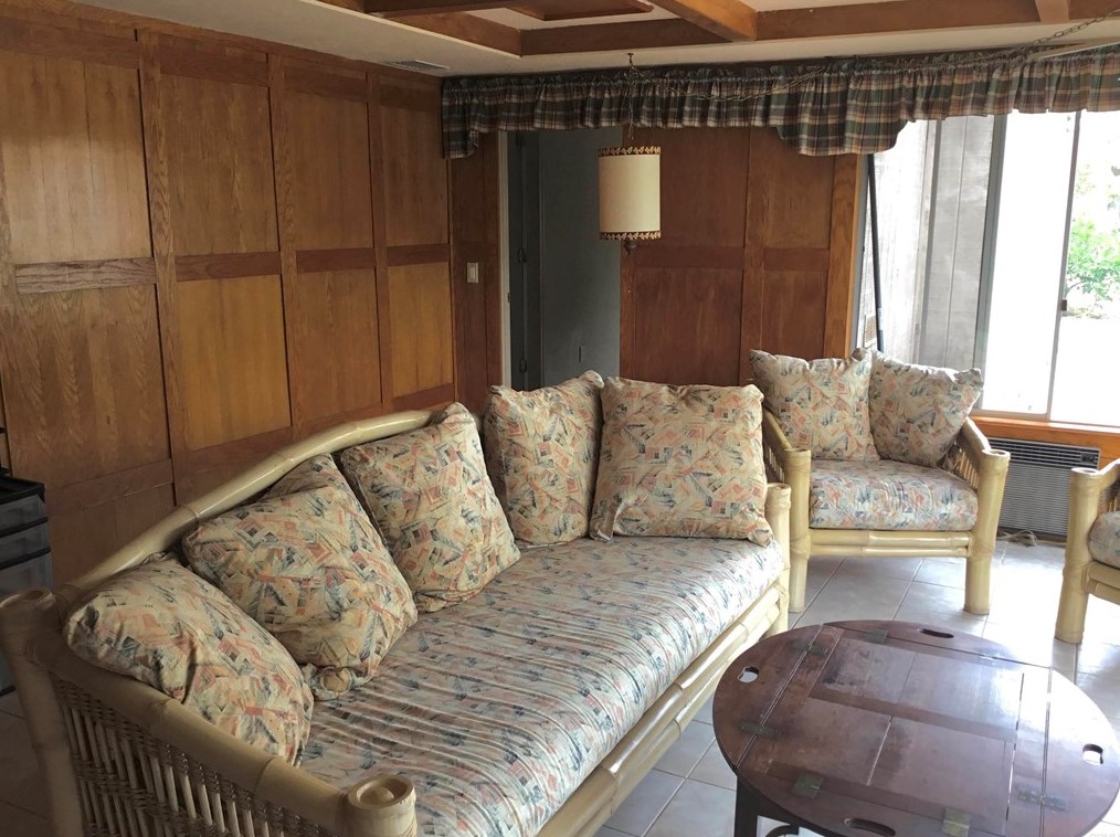 4592 Sleeping Indian Rd, Fallbrook CA  92028-8873 exterior