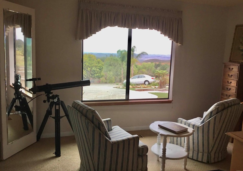 4592 Sleeping Indian Rd, Fallbrook CA  92028-8873 exterior