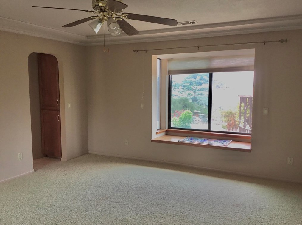 4592 Sleeping Indian Rd, Fallbrook CA  92028-8873 exterior