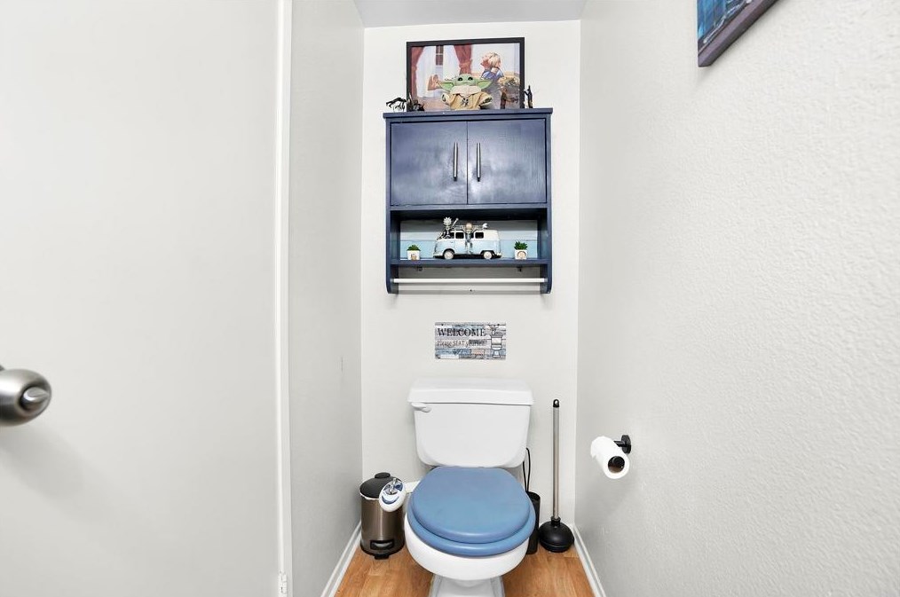 107 Silvercreek Dr, Santee CA  92071-6908 exterior