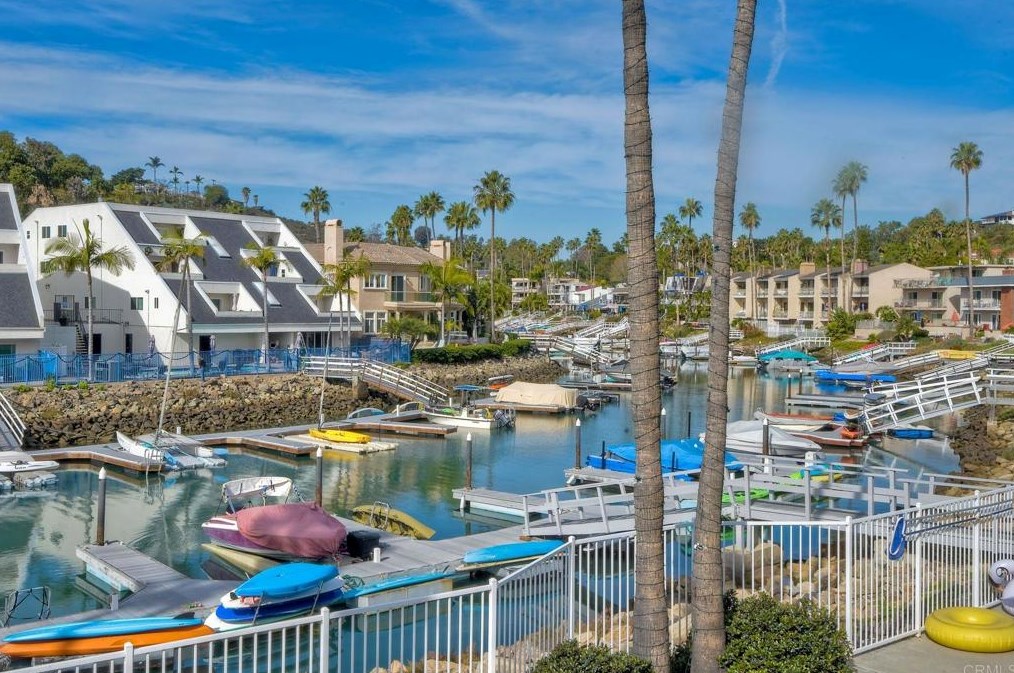 4705 Marina Dr #5, Carlsbad, CA 92008