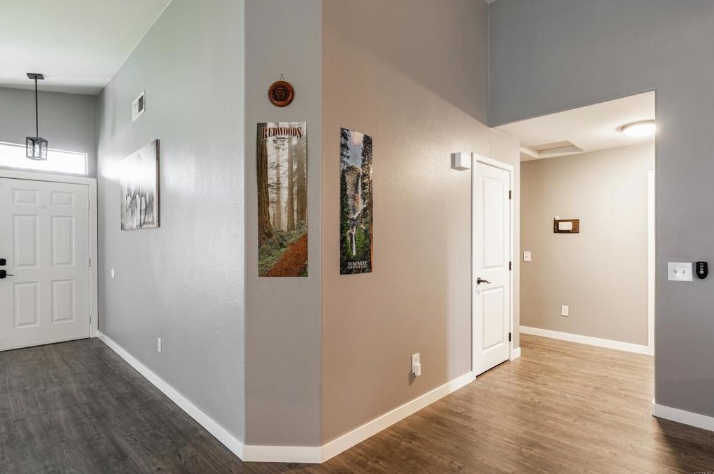 169 Shelby Ln, Fallbrook CA  92028-2722 exterior