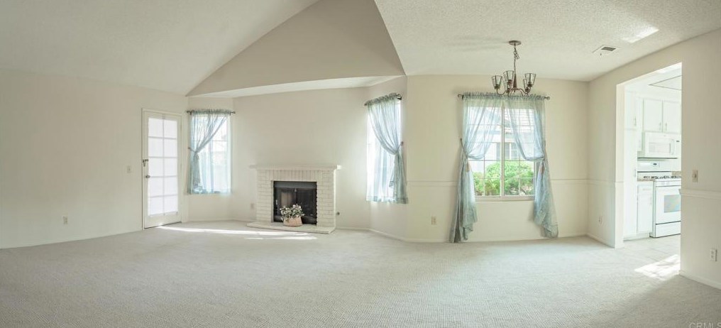 464 Nantucket Gln, Escondido CA  92027-2761 exterior