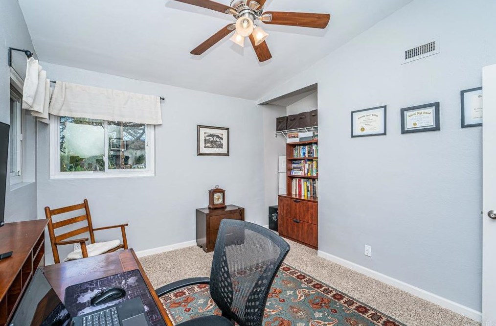 1925 Alexander Dr, Escondido CA  92025-6404 exterior