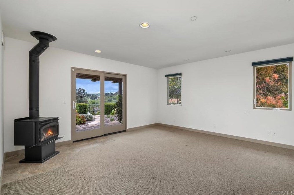 3428 Sunset Dr, Fallbrook CA  92028-9579 exterior