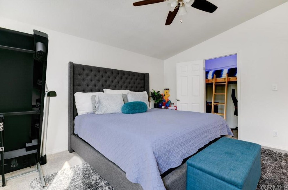 13613 Poinsettia Dr, Poway CA  92064-4025 exterior