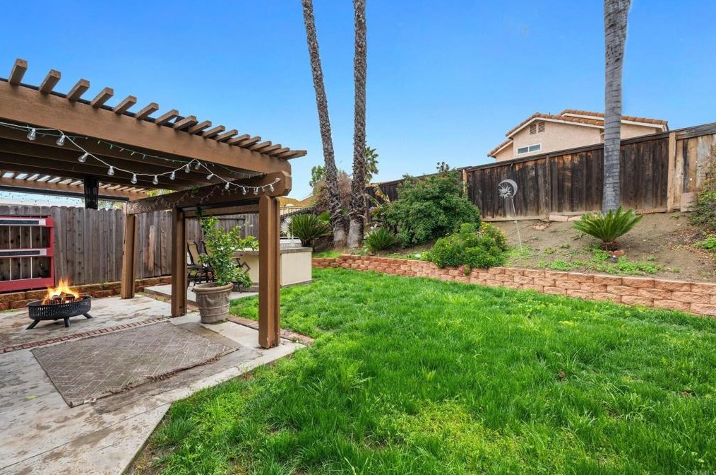 39361 San Thomas Ct, Murrieta CA  92562-4537 exterior